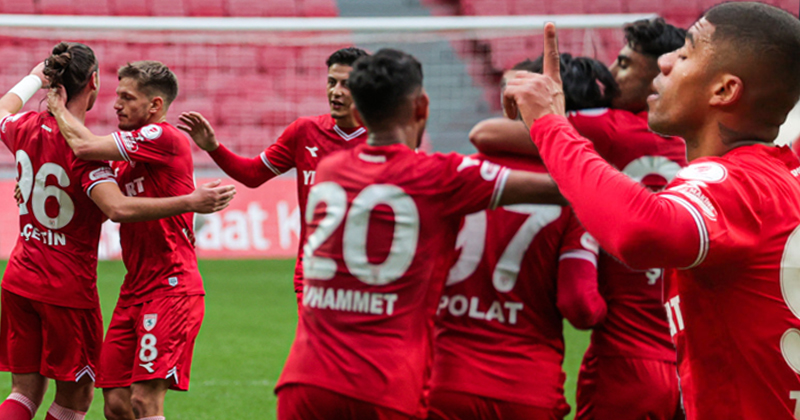 Samsunspor Adanaspor'u 4-0 yenerek kupada üst tura yükseldi