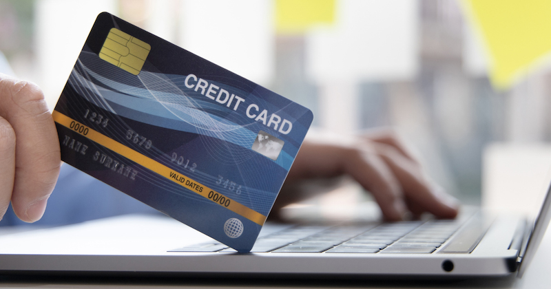Kredi kartı sayısı bir yılda yüzde 17 arttı