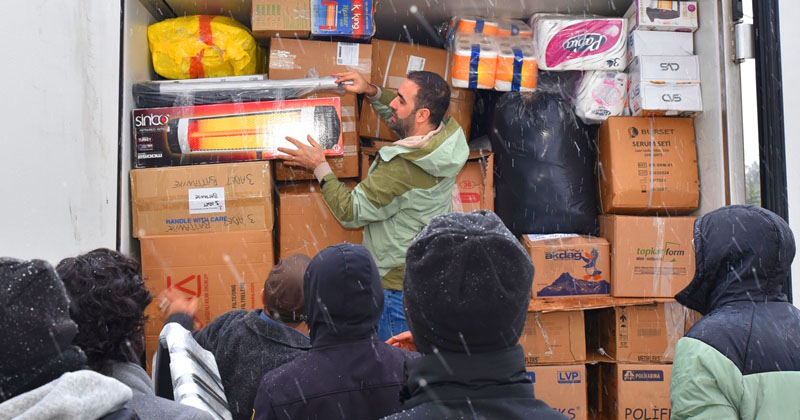Samsun OMÜ'den deprem bölgesine 21 bin ürün sevk edildi