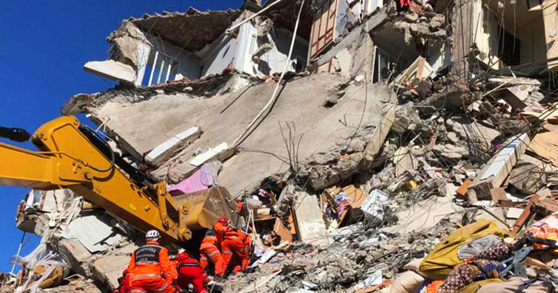 Cumhurbaşkanı Erdoğan: Depremzedelere 1 yıl kira yardımı yapılacak