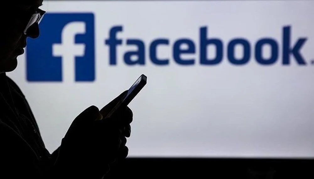 Facebook doğruladı: Sizden habersiz arkadaşlık isteği gönderiyor