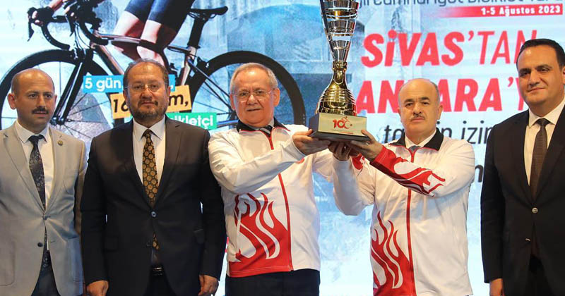 100. Yıl Cumhuriyet Bisiklet Turu lansmanı Samsun'da yapıldı