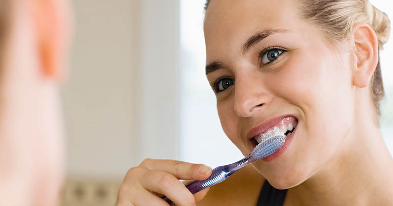 Türk insanının yüzde 80’i diş fırçalamayı bilmiyor 