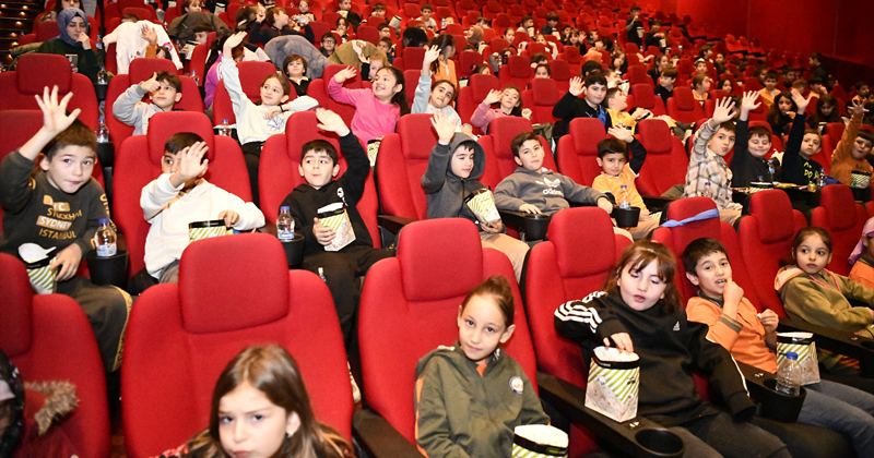 Samsun'da kırsaldaki öğrenciler ilk kez sinemada film izledi