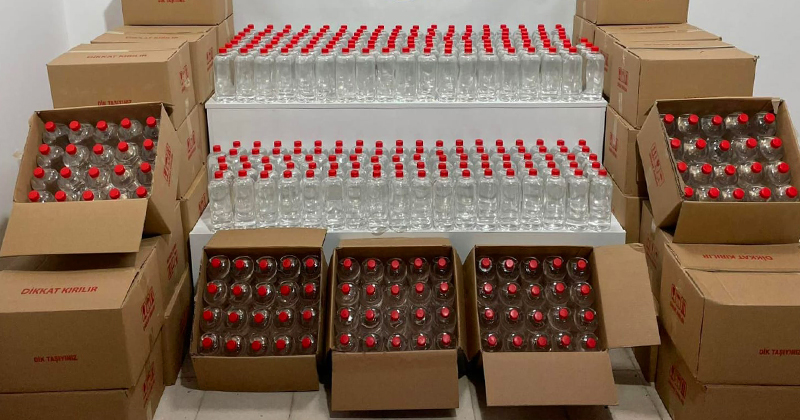Samsun'da sahte içki yapımında kullanılan 1 ton etil alkol ele geçirildi